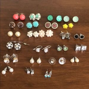 Earrings! 24 pairs!